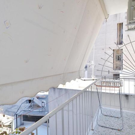 Apartment In The Heart Of Athens Next To Metro Exterior photo