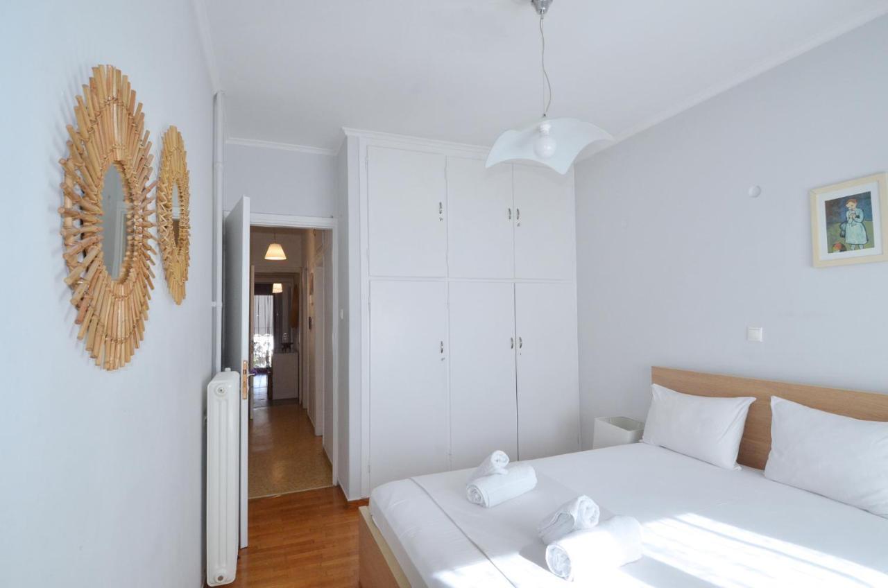 Apartment In The Heart Of Athens Next To Metro Exterior photo