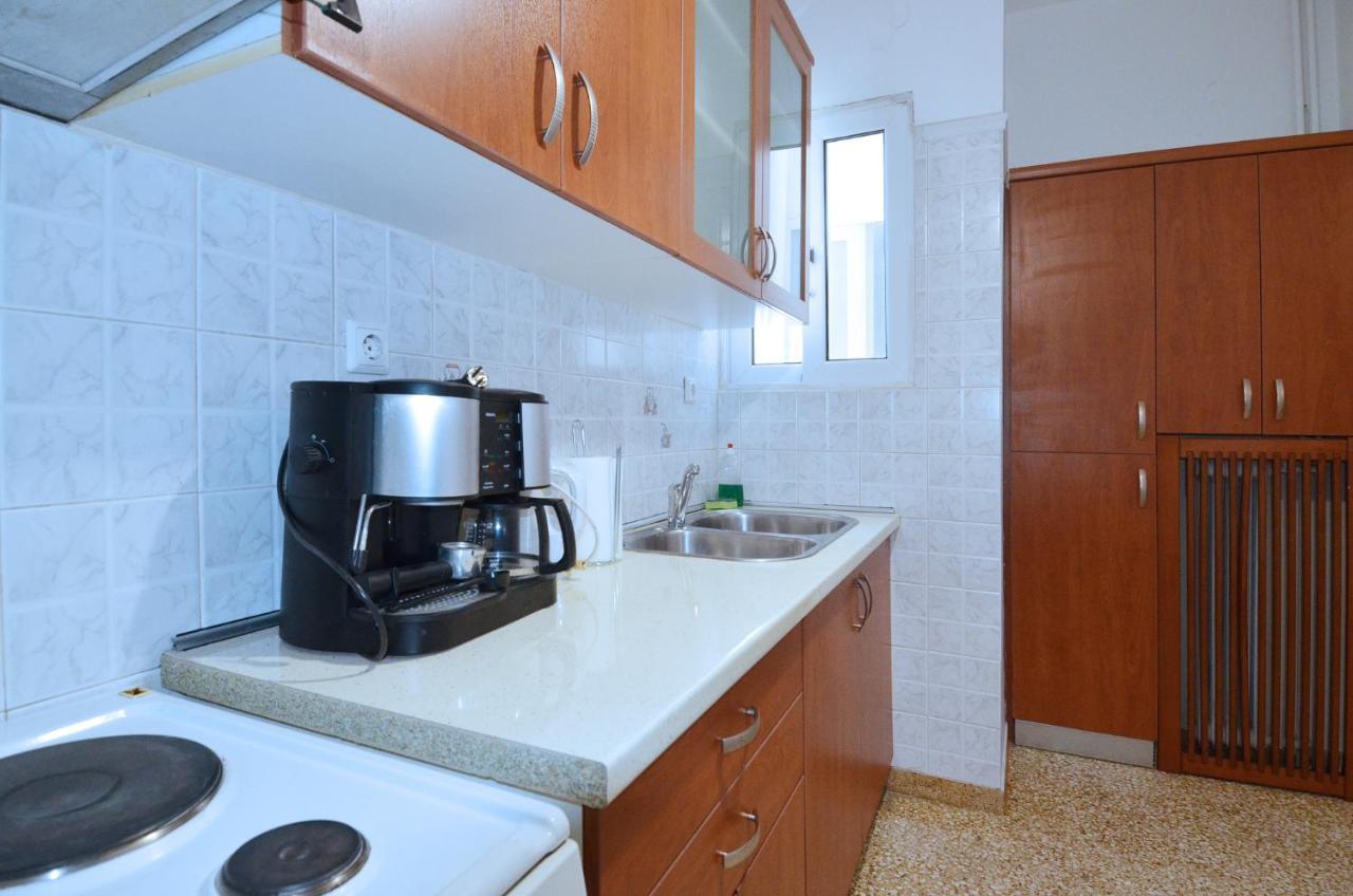 Apartment In The Heart Of Athens Next To Metro Exterior photo